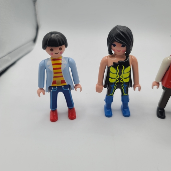 Vintage Playmobil People Figures Lot of 5 EUC - Picture 2 of 3